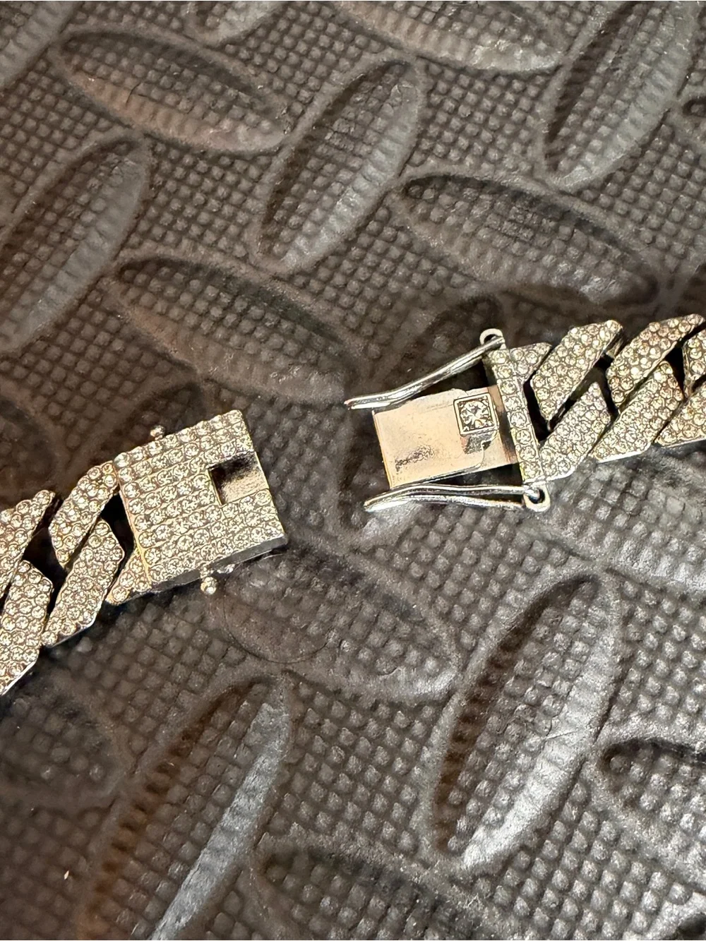 Iced Out‎ Miami Cuban Link Necklace Silver Tone Hip Hop  20” x 15mm Heavy Chain